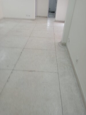 Building Lobby in 1.5 BHK Builder Floor at Mayur Vihar – for Rent