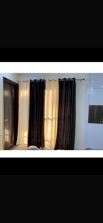 Bedroom in 1 BHK Builder Floor at SAS Tower, Sector 38 – for Rent