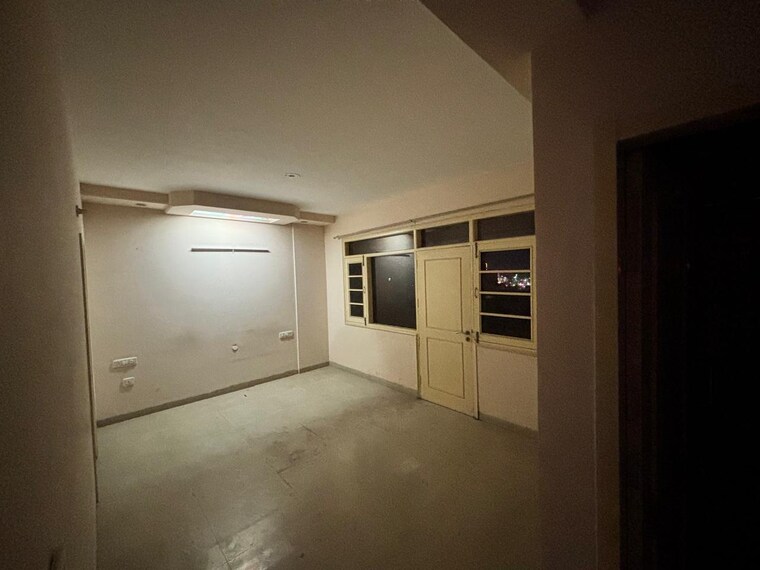 Room, skynet-towers 3 Bedroom 1960 Sq.Ft. Apartment In Patiala Road Zirakpur 9627040