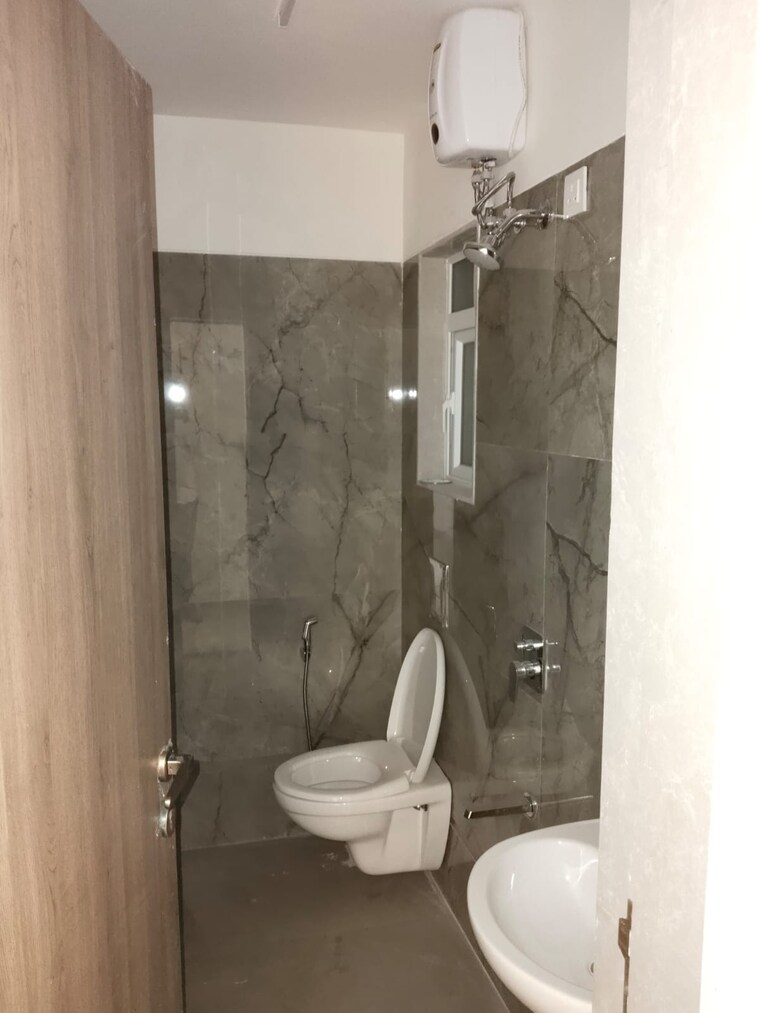 Bathroom, adityaraj-royale 2 Bedroom 565 Sq.Ft. Apartment In Tagore Nagar Mumbai 9627092