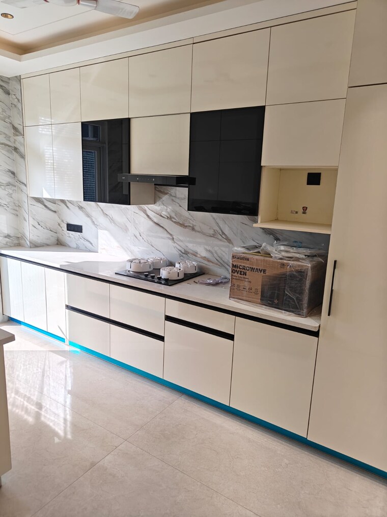 Kitchen, vipul-world-floors 4 Bedroom 2700 Sq.Ft. Apartment In Sector 48 Gurgaon 9627258