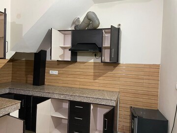 Kitchen in 1 BHK Builder Floor at Sector 15 – for Rent