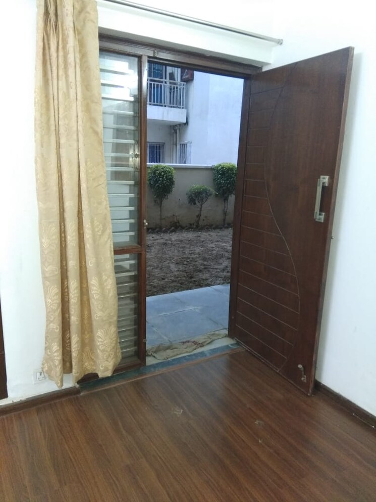 undefined, bptp-park-elite-floors 4 Bedroom 300 Sq.Yd. Builder Floor In Sector 85 Faridabad 9627103