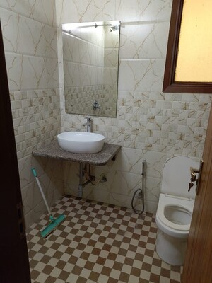 Bathroom in 1 BHK Builder Floor at Saket – for Rent