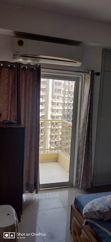 Building Lobby in 2 BHK Apartment at Ajnara Homes, Sector 16b Greater Noida – for Rent