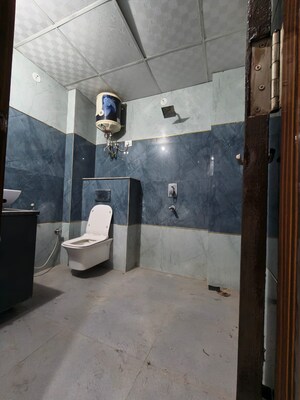 Bathroom in 2 BHK Builder Floor at Sector 15 – for Rent