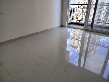 Room in 3 BHK Apartment at Nirman Altius, Kharadi – for Rent