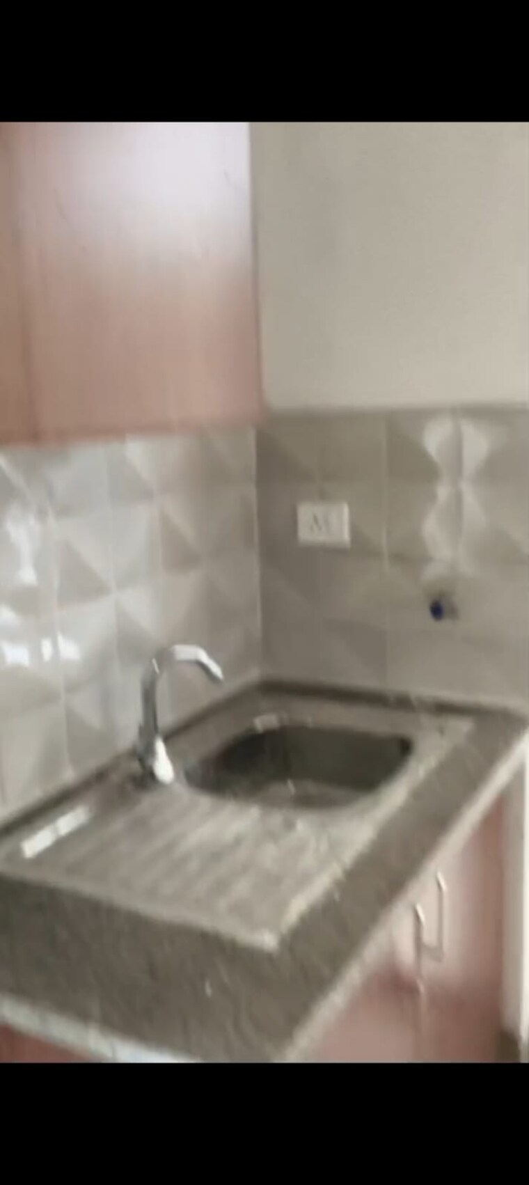 Bathroom, rg-luxury-homes 2.5 Bedroom 1342 Sq.Ft. Apartment In Sector 16b Greater Noida Greater Noida 9627401