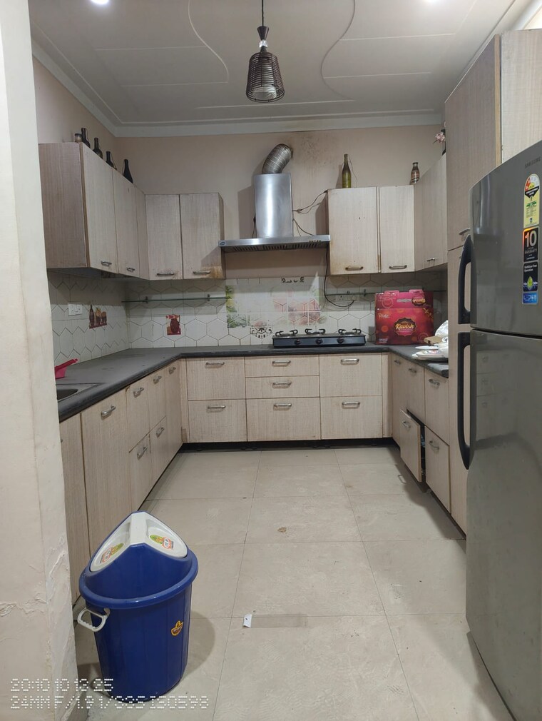 Kitchen, sector 14 3.5 Bedroom 2000 Sq.Ft. Builder Floor In Sector 14 Gurgaon 9627386