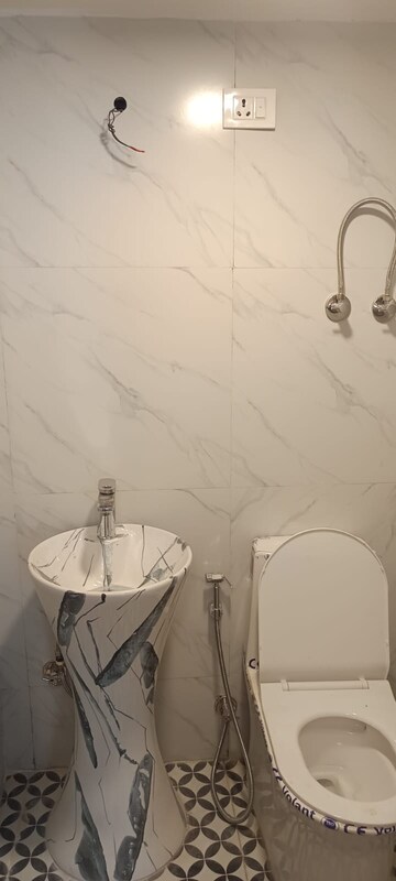 Bathroom in 3 BHK Apartment at South Delhi – for Sale