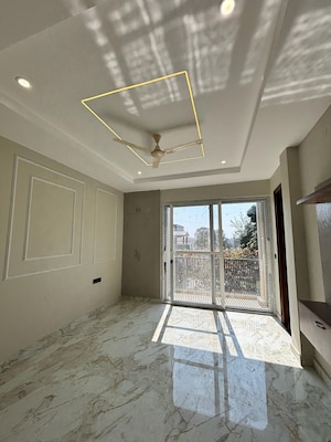 Room in 4 BHK Villa at Sahastradhara Road – for Sale