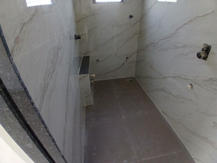 Bathroom, nasik pune road 3 Bedroom 1480 Sq.Ft. Apartment In Nasik Pune Road Nashik 9627417