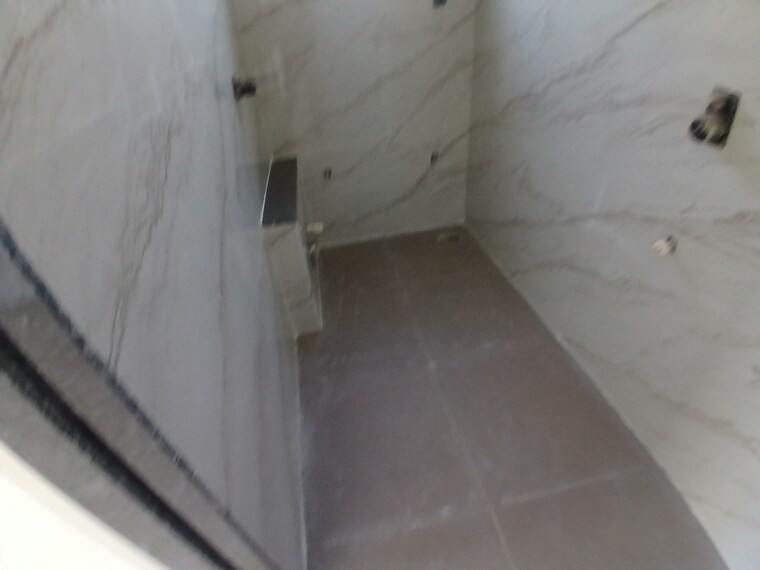 Bathroom, nasik pune road 3 Bedroom 1480 Sq.Ft. Apartment In Nasik Pune Road Nashik 9627417