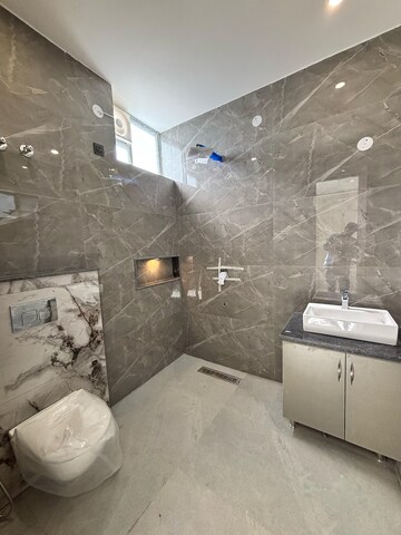 Bathroom in 4 BHK Villa at Sahastradhara Road – for Sale
