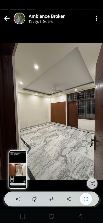 Room in 3 BHK Builder Floor at Dlf Phase ii – for Rent