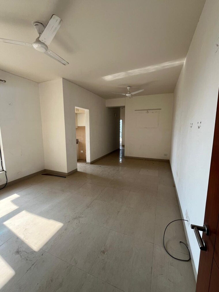 Room, tulip-violet 3 Bedroom 1579 Sq.Ft. Apartment In Sector 69 Gurgaon 9627506