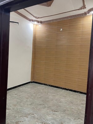 Room in 3 BHK Independent House at Khushhalpur – for Sale