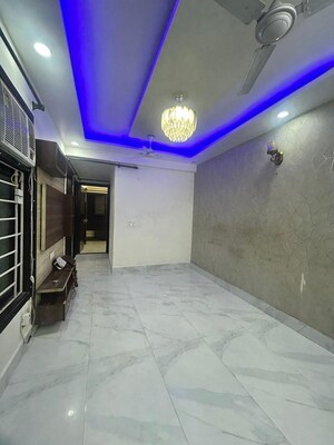 3 BHK Builder Floor For Rent in Mahavir Enclave 1