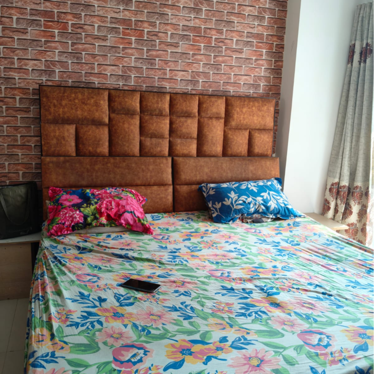 Bedroom, maxblis-white-house-ii 3 Bedroom 1500 Sq.Ft. Apartment In Sector 75 Noida 9627545