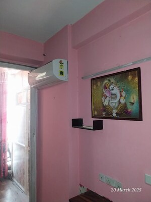 Room in 2 BHK Independent House at Delta Ii Greater Noida – for Rent