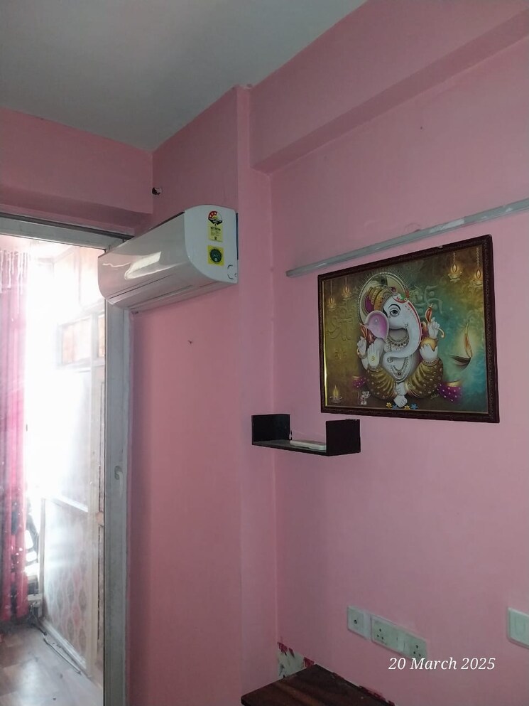 Room, delta ii greater noida 2 Bedroom 120 Sq.Mt. Independent House In Delta Ii Greater Noida Greater Noida 9627649