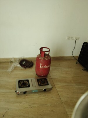 Furnished Amenities in 2 BHK Independent House at Delta Ii Greater Noida – for Rent