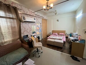 Living Room in 2 BHK Independent House at Delta Ii Greater Noida – for Rent