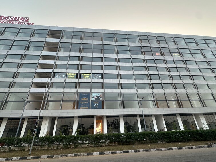 Cover Image, aerocity Commercial Showroom 1150 Sq.Ft. In Aerocity Mohali 9627550