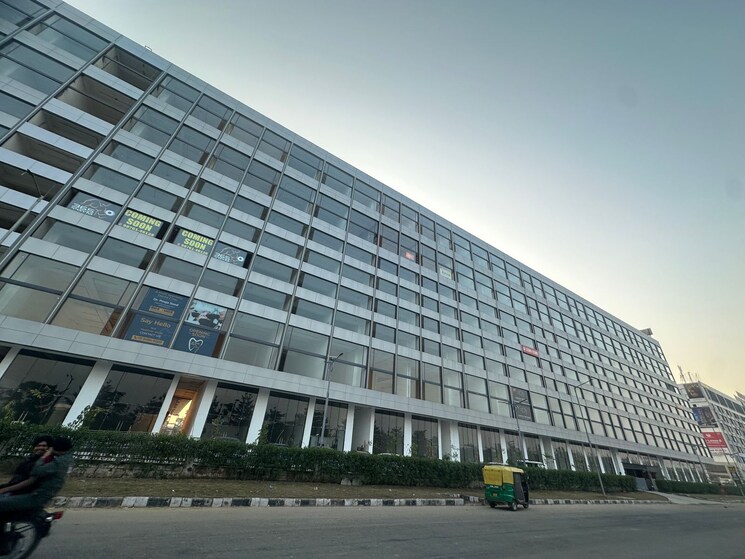 Exterior View, aerocity Commercial Showroom 1150 Sq.Ft. In Aerocity Mohali 9627550