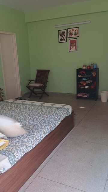 Bedroom in 3 BHK Apartment at Unitech Horizon, Pi Greater Noida – for Rent