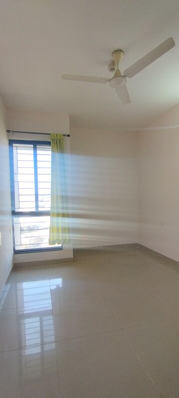 Room in 3 BHK Apartment at Nanded City Asawari, Nanded – for Rent