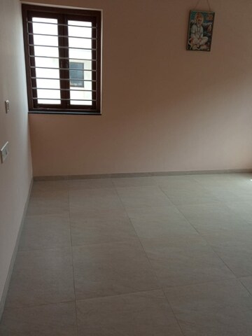 Room in 2 BHK Builder Floor at Ghatlodia – for Rent
