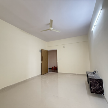 Room in 2 BHK Apartment at Sai Arcade Bellandur, Bellandur – for Sale