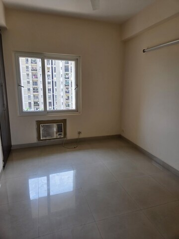 Room in 3 BHK Apartment at Uppal Plumeria Garden Estate, Omicron Iii Greater Noida – for Rent