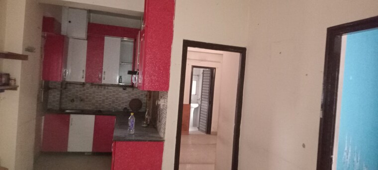 Room, supertech-livingston 3 Bedroom 1320 Sq.Ft. Apartment In Sain Vihar Ghaziabad 9627902