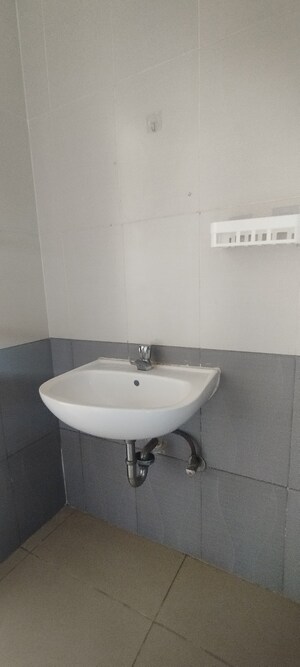Bathroom in 3 BHK Apartment at Nanded Asawari, Nanded – for Rent