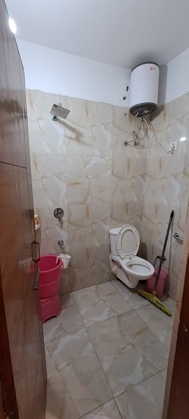 Bathroom, pir machalla 3 Bedroom 1080 Sq.Ft. Apartment In Pir Machalla Zirakpur 9628003