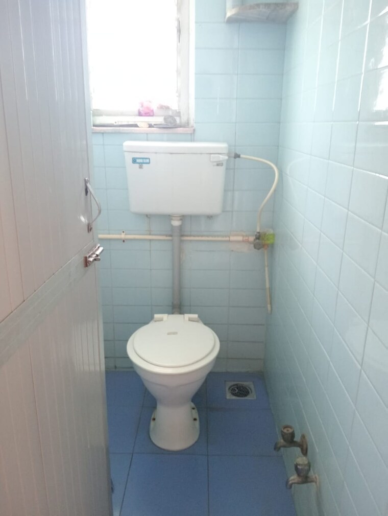Bathroom, gachibowli 3 Bedroom 1742 Sq.Ft. Apartment In Gachibowli Hyderabad 9628016