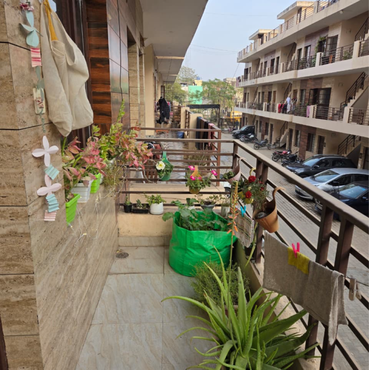 Balcony, kharar mohali road 1 Bedroom 366 Sq.Ft. Apartment In Kharar Mohali Road Kharar 9627972