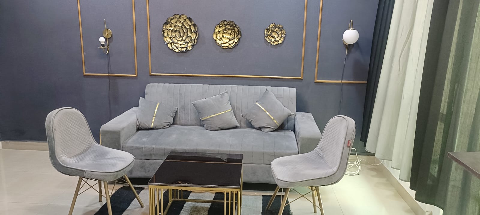 2 BHK + Pooja Room 1175 Sq.Ft. Apartment in Gaur City 6th Avenue