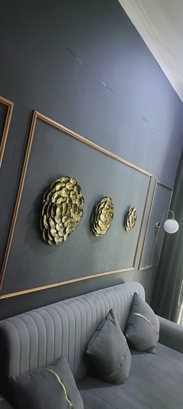 Furnished Amenities in 2 BHK Apartment at Gaur City 6th Avenue, Sector 4 Greater Noida – for Rent