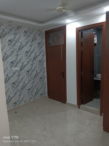 Room in 2 BHK Builder Floor at Govindpuri – for Sale