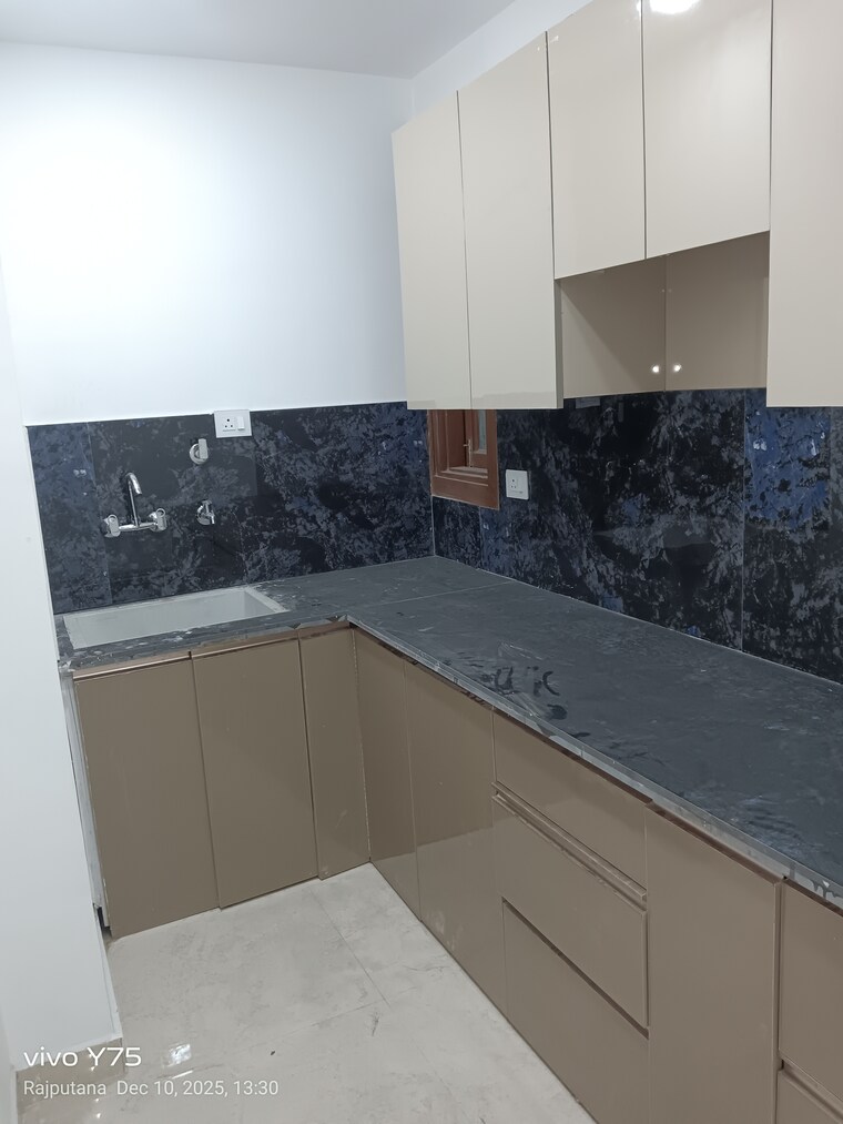 Kitchen, govindpuri 2 Bedroom 550 Sq.Ft. Builder Floor In Govindpuri Delhi 9628005