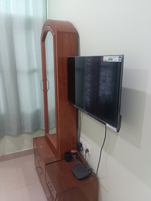 Furnished Amenities in 1 BHK Builder Floor at Zoo Road – for Rent