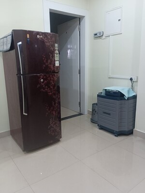 Bathroom in 1 BHK Builder Floor at Zoo Road – for Rent