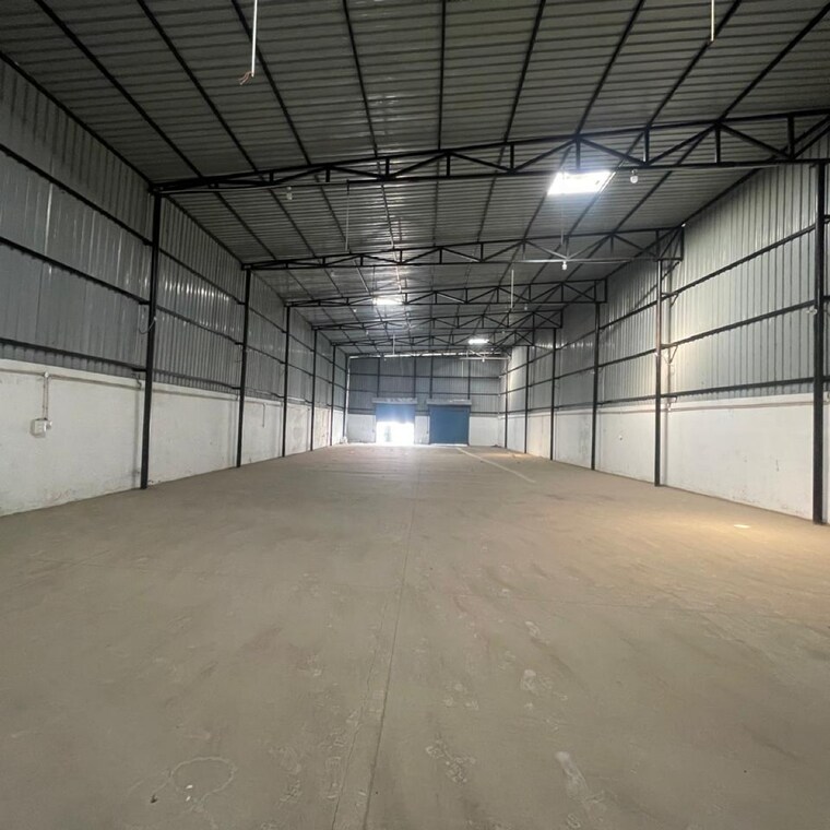 Room, tyagi-city Commercial Warehouse 10000 Sq.Ft. In Chhapraula Greater Noida 9628112