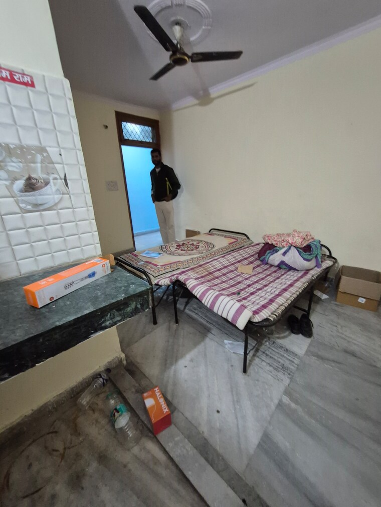 Master Bedroom, mayur vihar 1 RK 300 Sq.Ft. Builder Floor In Mayur Vihar Delhi 9628101