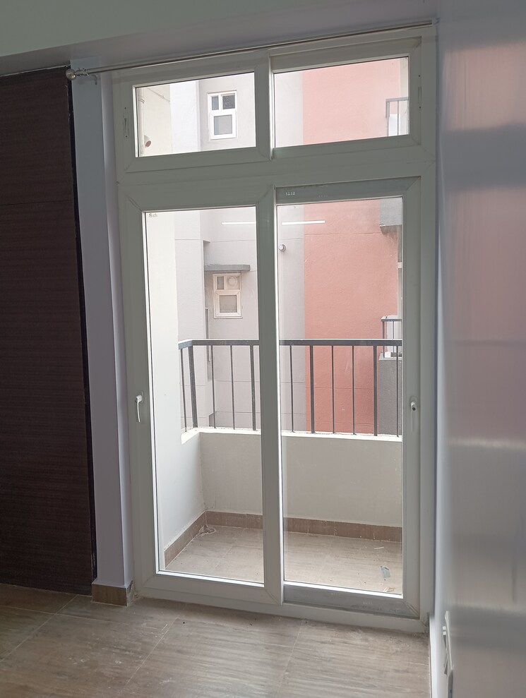 Room, beltola tiniali bus stop 3 Bedroom 1280 Sq.Ft. Builder Floor In Beltola Tiniali Bus Stop Guwahati 9628074