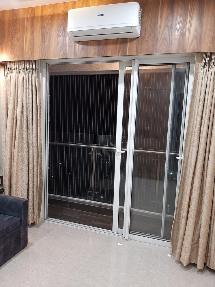 Balcony, jp-decks 5 Bedroom 1700 Sq.Ft. Apartment In Goregaon East Mumbai 9628125