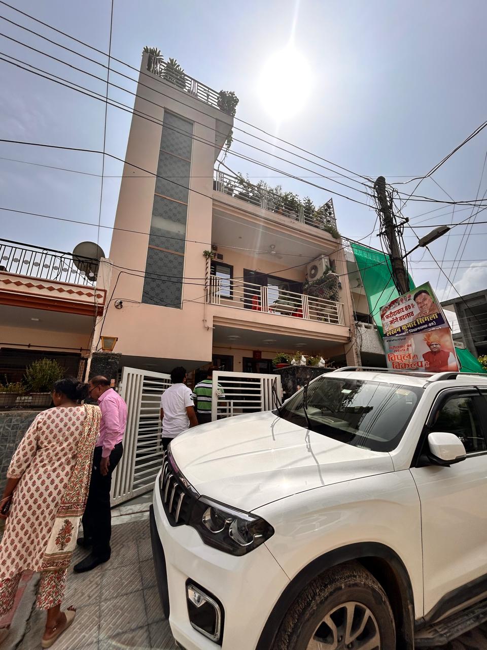 4 BHK + Extra Room Independent House For Sale in Sector 8